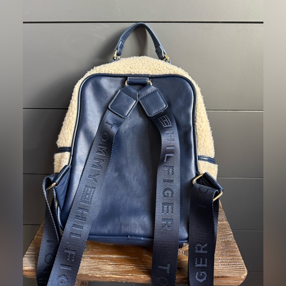 Tommy Hilfiger 1985 Shearling Red, White and Blue Backpack with Blue Logo Straps - Picture 4 of 10